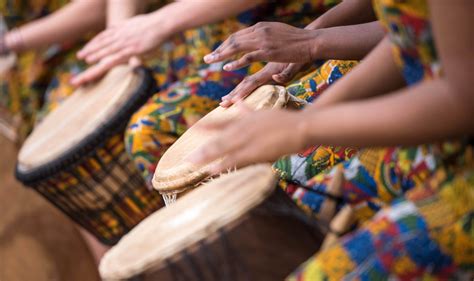 De Afrikaanse Muziekgodsdienst; Een Verkenning van Culturele Identiteit en Moderne Invloeden